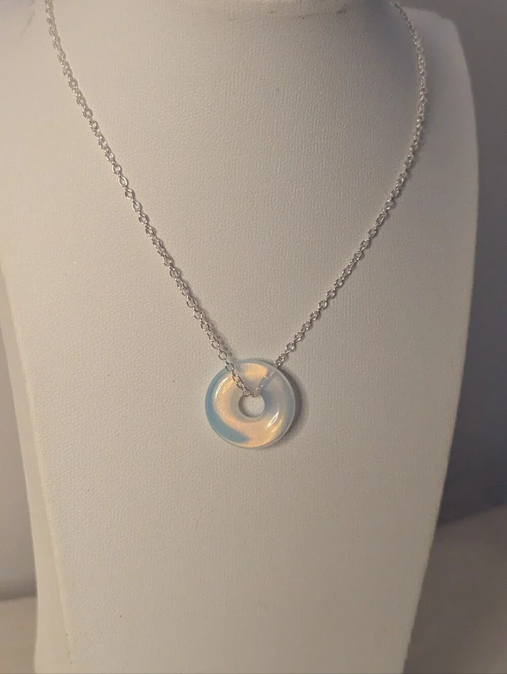 Opalite Minimaliat Necklace — 3/4